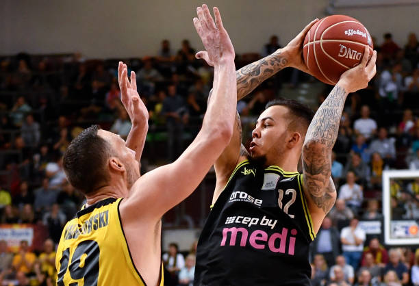 这个纪录至 这个纪录至